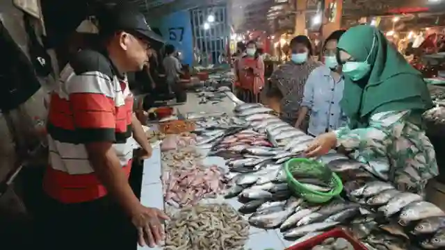 santri posjos - Doa Dagangan Laris. Doa Saat Dagangan Sepi Pembeli Agar Dagangan Laris. Bacaan Doa Doa Dagangan Laris