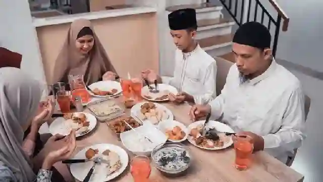 santri posjos - Niat Sahur Lengkap Arab, Latin, dan Artinya. Bacaan Doa Niat Puasa Niat dan Doa Sahur Lengkap